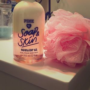 PINK Soap & Skin Body Wash